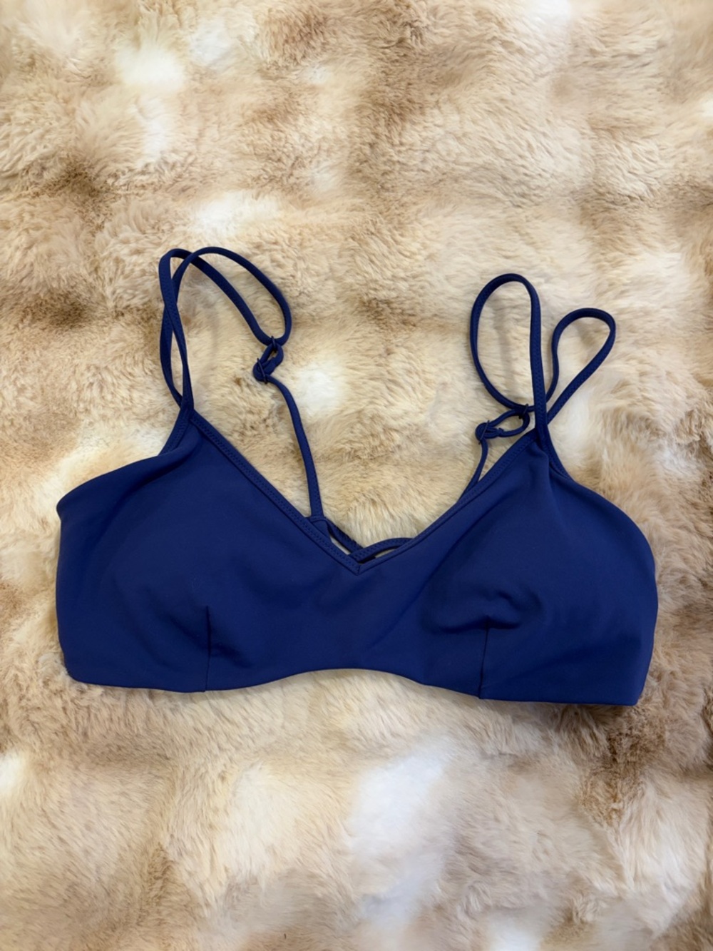Fabletics sports bra light impact strappy size medium